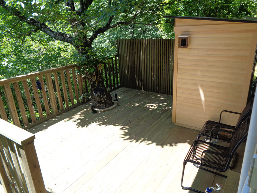 傾斜地ウッドデッキ 傾斜地ウッドデッキ